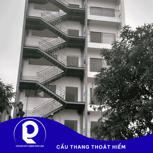 Cầu thang thoát hiểm                