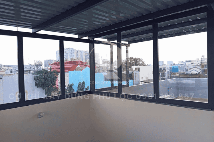 Mái tôn sân thượng