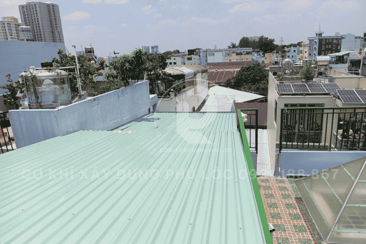 Thi công mái tôn tại Quận 6