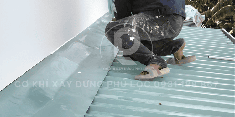 Thi công mái tôn tại TP HCM