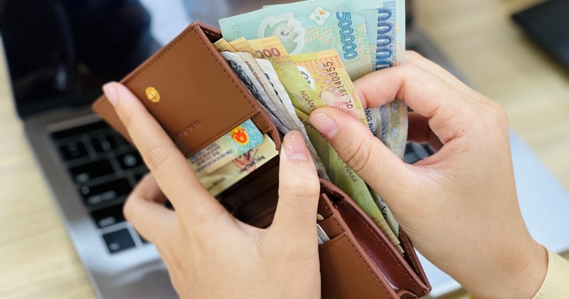 Đặt muối trong ví