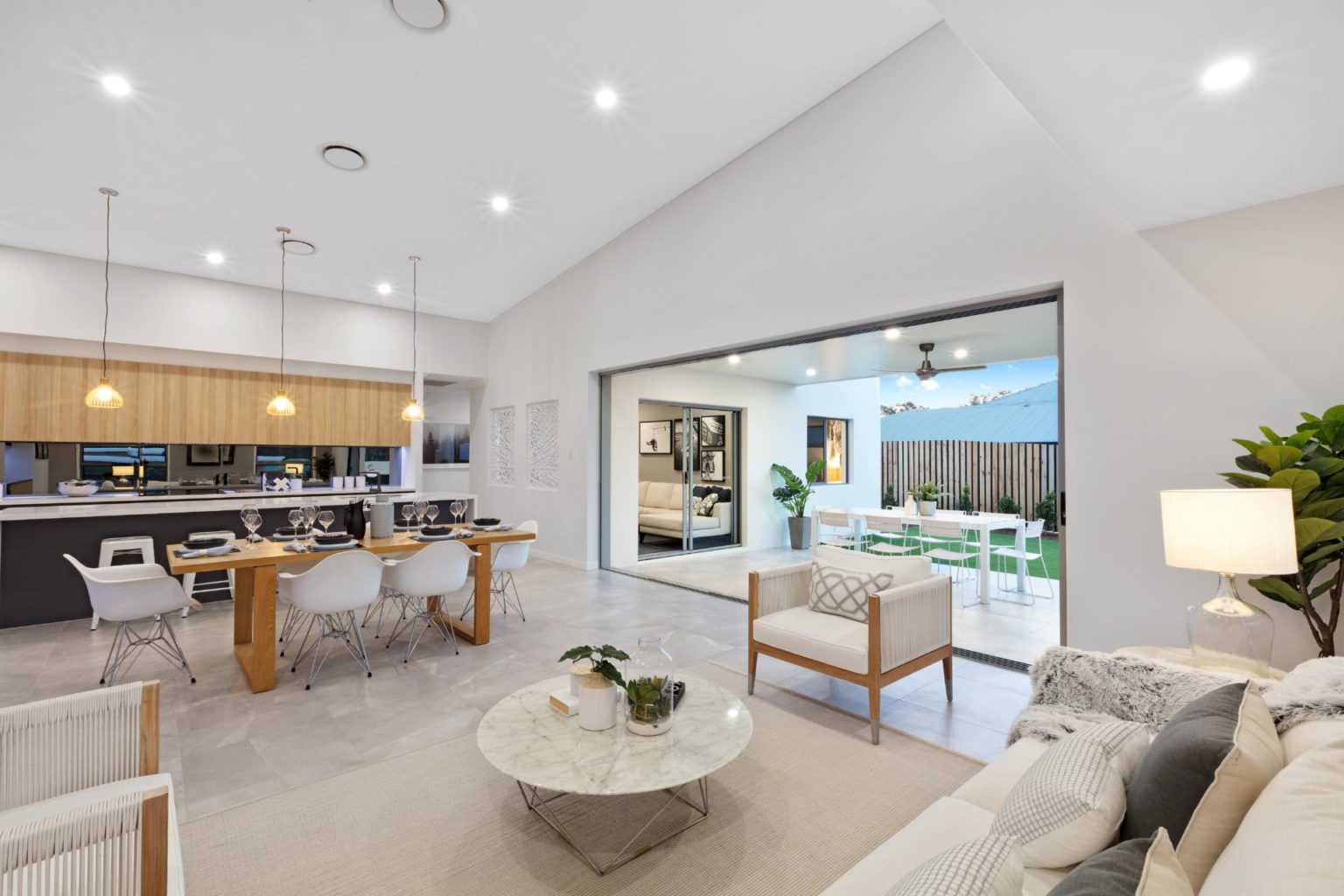 LÀM SAO ĐỂ CÓ NGÔI NHÀ CÓ KẾT CẤU CHẮC CHẮN - BỀN VỮNG THEO THỜI GIAN VÀ TRONG MỌI HOÀN CẢNH